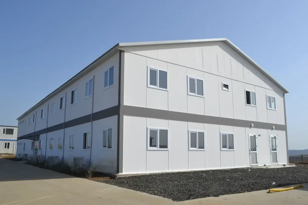 Hızlı kurulum ve kusursuz yalıtım; prefabrik nedir ve inşaat sürecini nasıl kısalttığımızı öğrenmek için hemen teklif alın.